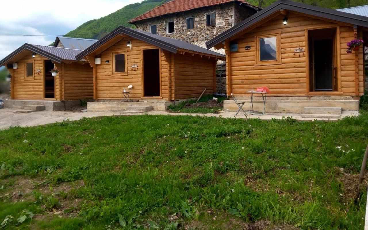 Dedushi Guesthouse &Wood Cabins-Camping Place Gusinje Exterior foto