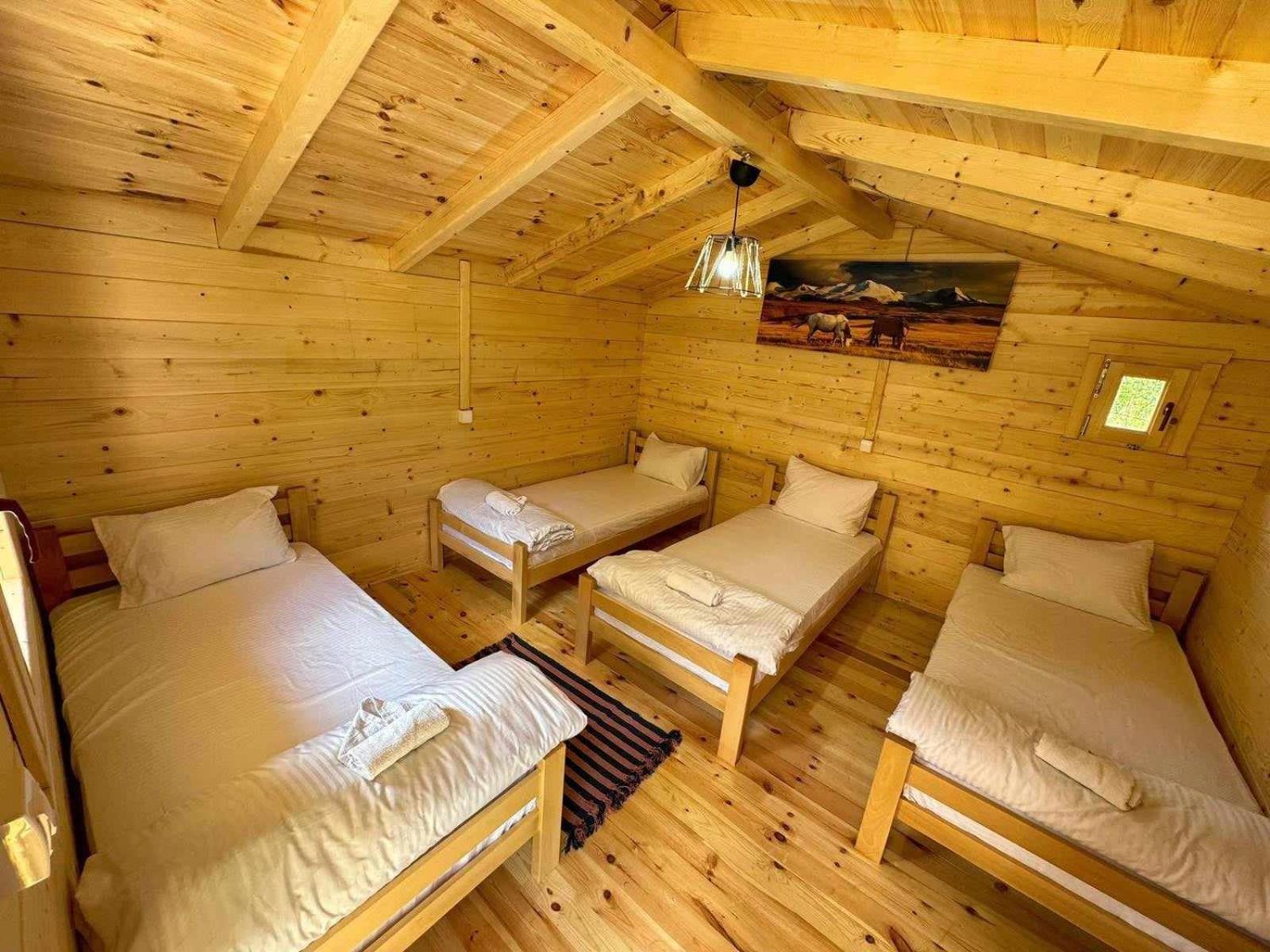 Dedushi Guesthouse &Wood Cabins-Camping Place Gusinje Exterior foto